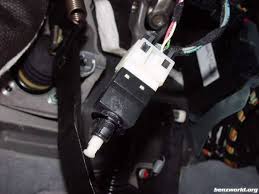 See U3024 repair manual